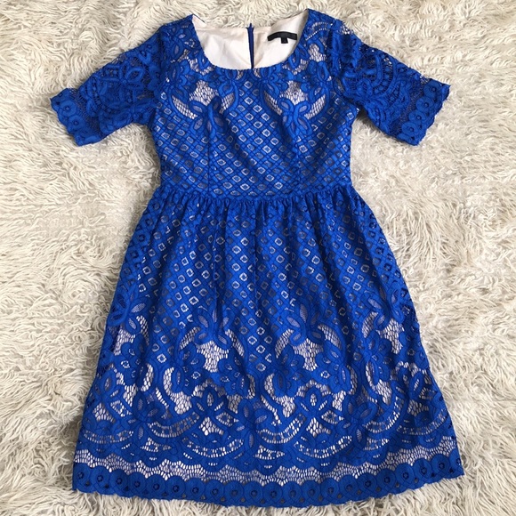 Asking | floral Lace mini dress - Picture 3 of 10